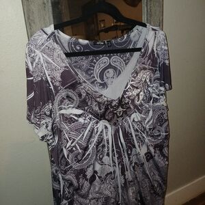 Women's Black and White Paisley Top